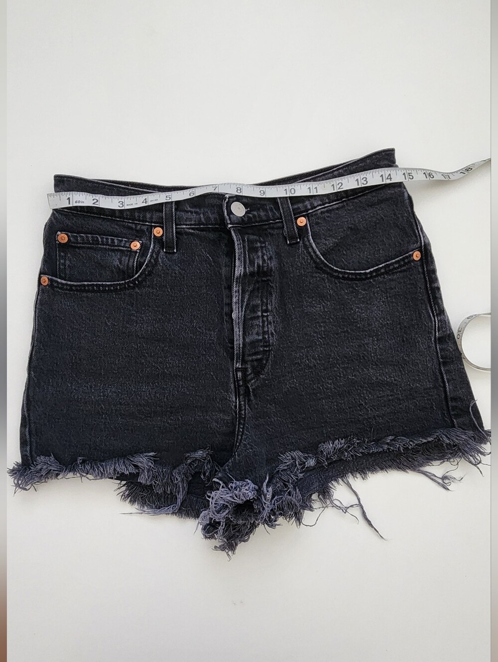 ​Levi's Premium Ribcage High Rise Distressed Denim Shorts Black Size 30
